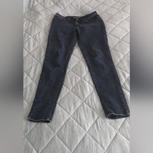 Levi's Black/Gold Tab Levi's 535 Legging Junior size